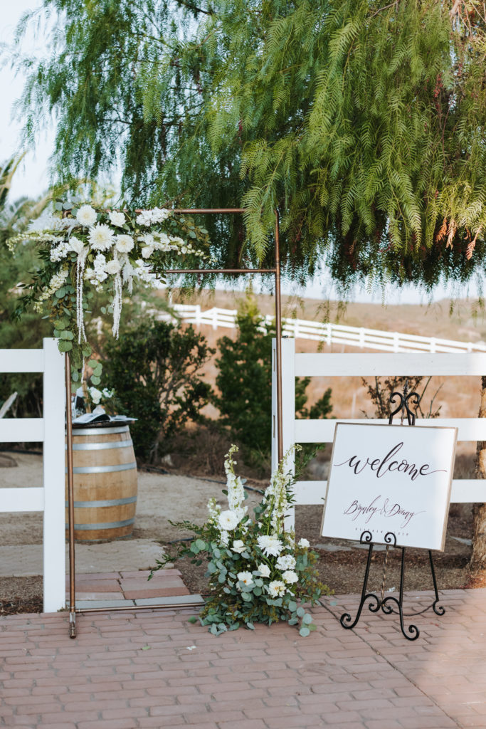 temecula wedding welcome sign and florals