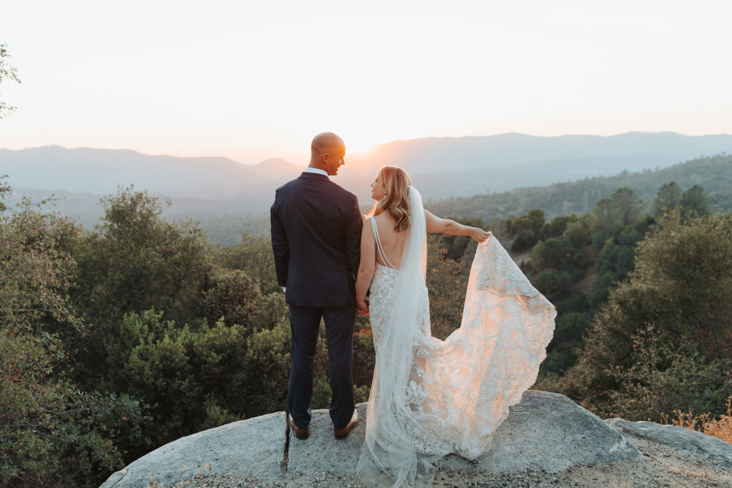 bride and groom sunset portraits in yosemite