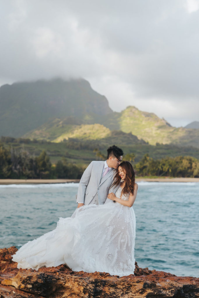 bride and groom destination elopement portraits in hawaii