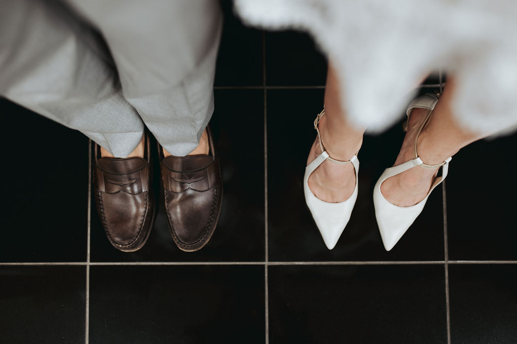 bride and groom shoes in mobile courthouse elopement