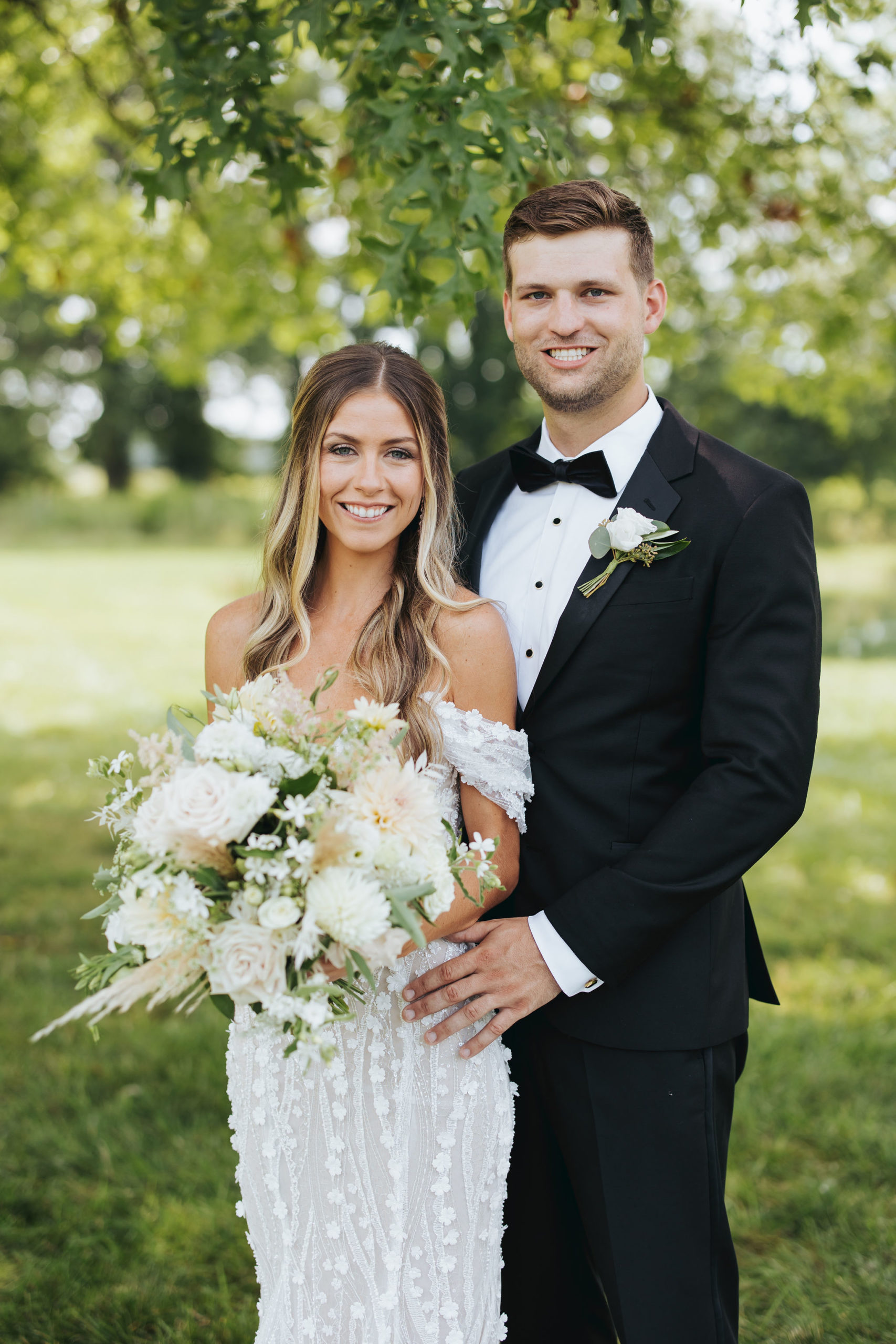 bride and groom wedding portraits