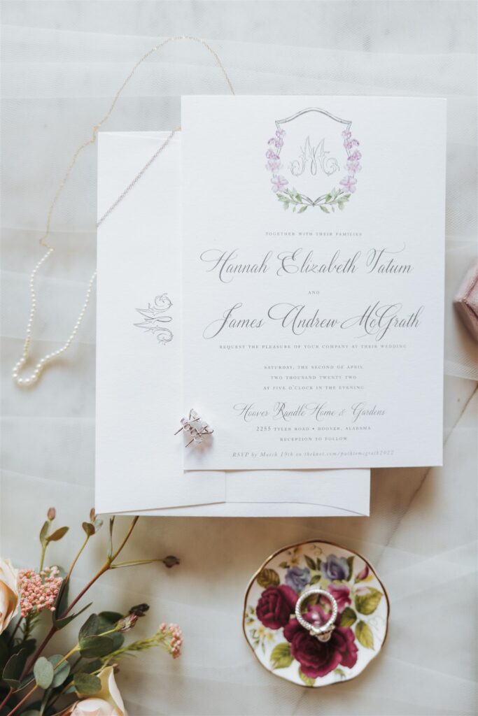 Luxury wedding invitations with rings