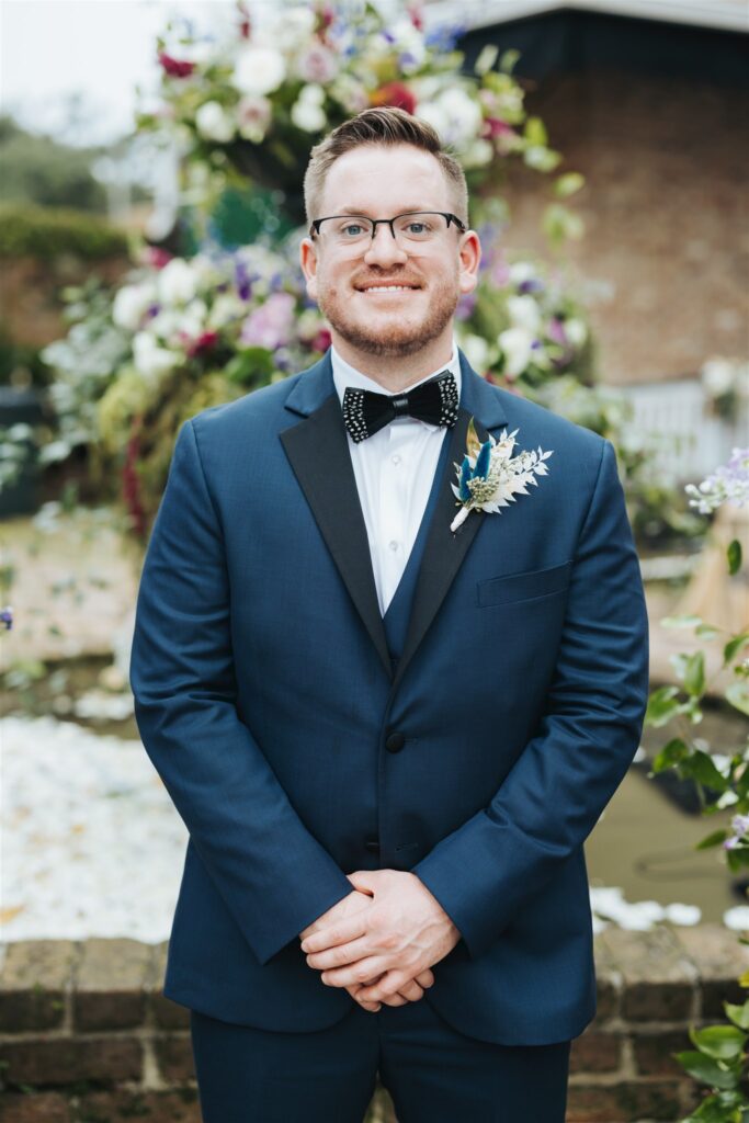 groom portrait with blue suit